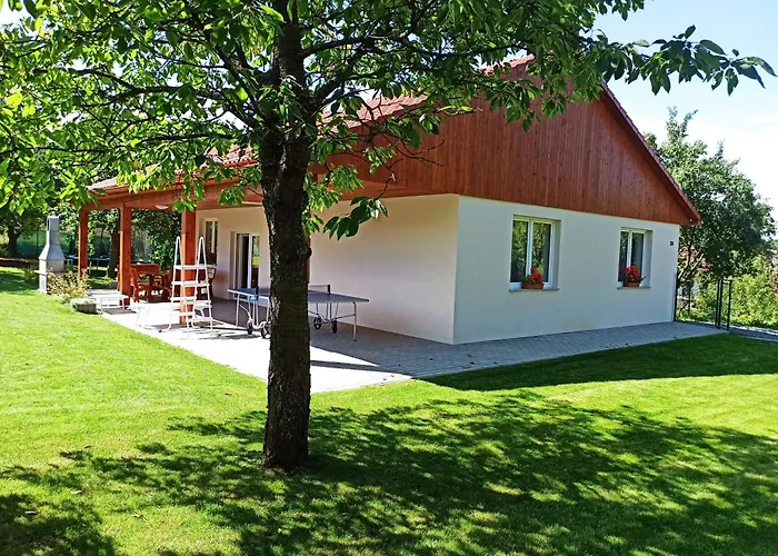 Prazdninovy Dum Adrelot 33 *