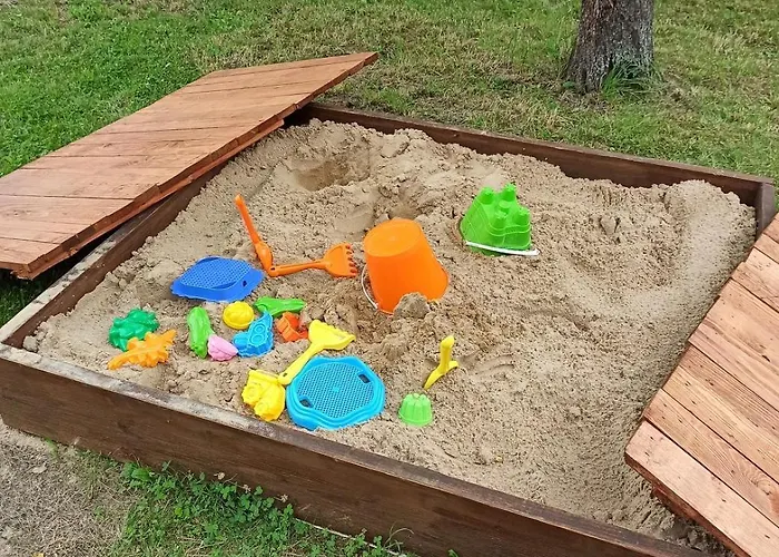 Дом отдыха Prazdninovy Dum Adrelot 33 *