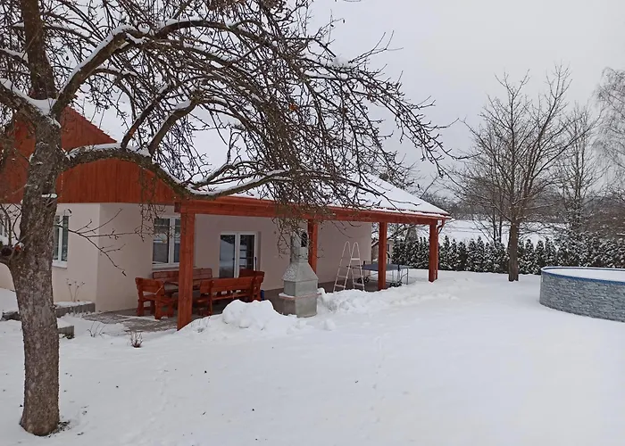 Prazdninovy Dum Adrelot 33 別荘 *